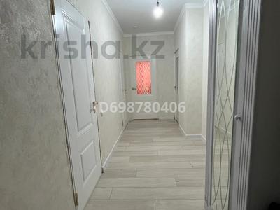 2-бөлмелі пәтер · 54 м² · 3/12 қабат, мкр Кайтпас 1, Байдибек би 116, бағасы: 200 000 ₸ в Шымкенте, Каратауский р-н