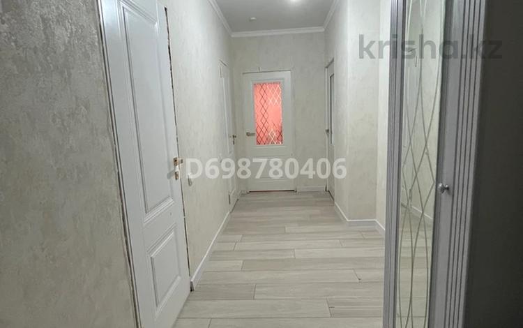 2-комнатная квартира · 54 м² · 3/12 этаж, мкр Кайтпас 1, Байдибек би 116 за 200 000 ₸ в Шымкенте, Каратауский р-н — фото 2