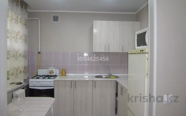 2-бөлмелі пәтер · 61 м² · 2/4 қабат, 2-ш/а., 6-й мкр — Песчаный пляж, бағасы: 10 000 ₸ в Актау, 2-й мкр — фото 2