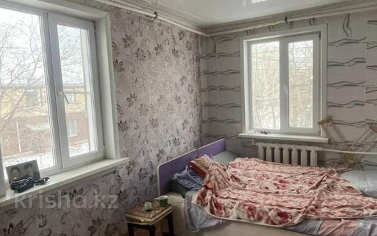 3-комнатная квартира · 58.2 м² · 2/2 этаж, Бородина 186 за 15 млн ₸ в Костанае — фото 2
