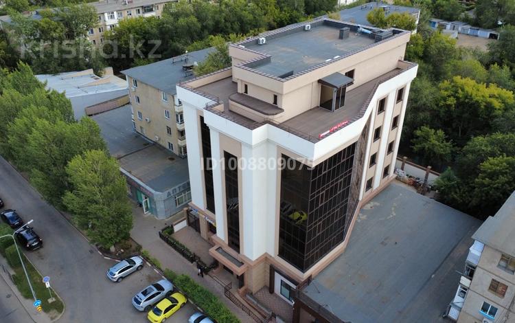 Еркін, кеңселер, дүкендер мен бутиктер, қоймалар, қоғамдық тамақтану орны, сұлулық салондары, ауыл шаруашылығы, монша, қонақ үй және демалыс орындары, фитнес және спорт, медорталықтар мен дәріханалар, білім орталықтары, ойын-сауық, конференц-залдар, кабинеттер және жұмыс орындары, студиялар · 300 м², бағасы: 1 500 ₸ в Астане, Сарыарка р-н — фото 2