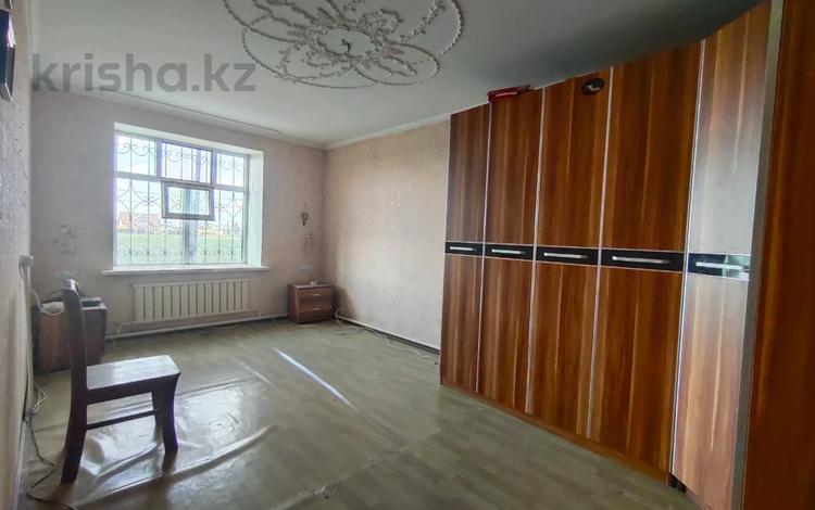 Отдельный дом · 24 комнаты · 400 м² · 25 сот., Саяхат 1/3 за 45 млн ₸ в Семее — фото 37