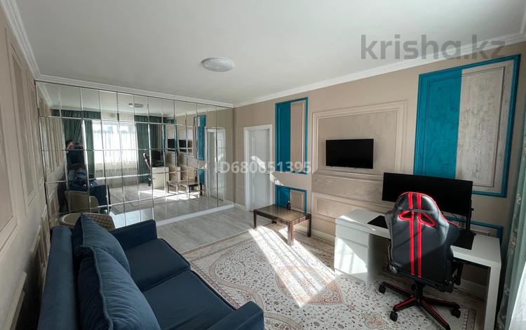 2-бөлмелі пәтер · 60 м² · 8/9 қабат, Роза Багланова 2 — Туран, бағасы: 350 000 ₸ в Астане, Есильский р-н — фото 20