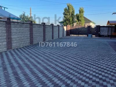 Отдельный дом · 10 комнат · 500 м² · 11 сот., Өзен 27 — Жилой массив Ондырыс за 170 млн ₸ в Астане, р-н Байконур