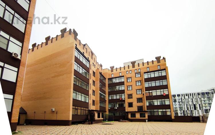 4-бөлмелі пәтер · 277 м² · 5/6 қабат, мкр. Алтын орда, бағасы: 57 млн ₸ в Актобе — фото 2