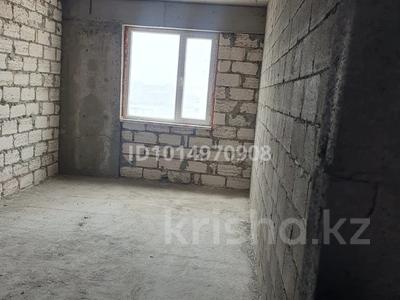 3-бөлмелі пәтер · 96 м² · 6/7 қабат, 16-ш/а. 15 участок, бағасы: 20 млн ₸ в Актау, 16-й мкр 
