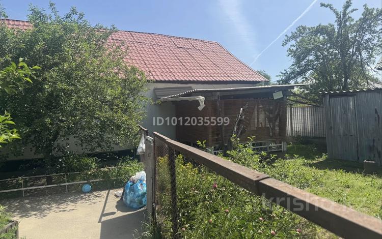 Отдельный дом · 13 комнат · 180 м² · 10 сот., ул. Кайрат 16 за 55 млн ₸ в Алматы, Жетысуский р-н — фото 5