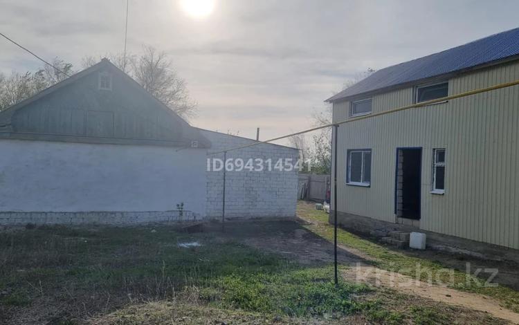 Үйдің бір бөлігі · 5 бөлме · 100 м² · 100 жүзд., Амангелди 84, бағасы: 7 млн ₸ в Кандыагаш — фото 2