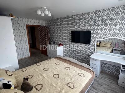 3-комнатная квартира · 70.4 м² · 3/9 этаж, 6 микрорайон — Пересечение больничной и тобольской улиц за 18 млн 〒 в Лисаковске