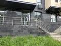 Свободное назначение, офисы, магазины и бутики, склады, общепит, салоны красоты, бани, гостиницы и зоны отдыха, фитнес и спорт, медцентры и аптеки, образование, развлечения, кабинеты и рабочие места, студии · 98.2 м² за 700 000 ₸ в Алматы, Ауэзовский р-н — фото 2