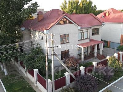 Жеке үй · 6 бөлме · 429 м² · 10 сот., мкр Жилгородок 7 — Улица Парковая, бағасы: 90 млн ₸ в Актобе