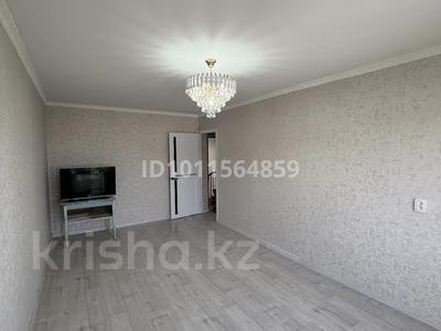 1-комнатная квартира · 39 м² · 5/5 этаж, Толе би 61 29 — Аизберг 1мектеп за 5.5 млн ₸ в Кентау