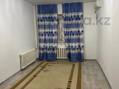 2-бөлмелі пәтер · 70 м² · 3/5 қабат, Казыбек би 24а — Напроти жайны, бағасы: 130 000 〒 в 