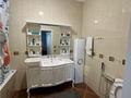 4-комнатная квартира · 160 м² · 7/15 этаж, Мамбедова 16 за 98 млн ₸ в Астане, Сарыарка р-н — фото 11