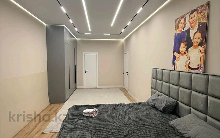 5-бөлмелі пәтер · 140 м² · 12/12 қабат, Сейфуллина 469/1 блок 1-10, бағасы: 1.2 млн 〒 в Алматы, Алмалинский р-н — фото 2