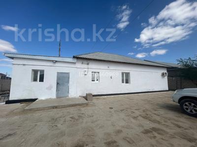 Отдельный дом · 4 комнаты · 170 м² · 12 сот., Абыз Тілеген 126 за 16 млн ₸ в Жанаозен