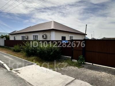Часть дома · 4 комнаты · 144 м² · 800 сот., ул. Сисена Мирмашева 2 — Айналайын садик қасында за 26 млн ₸ в Атырау, мкр Авангард-2