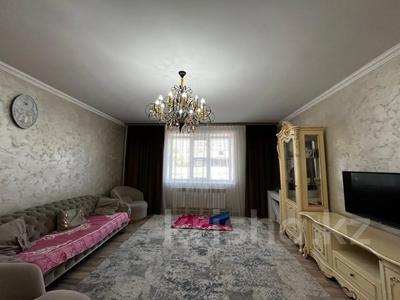 Отдельный дом · 5 комнат · 208.3 м² · 3.5 сот., Богенбай батыра за 110 млн 〒 в Семее