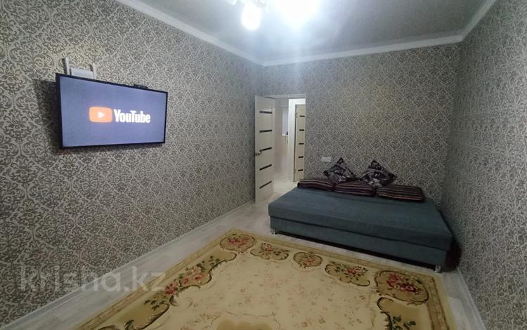 2-комнатная квартира · 60 м² · 2/6 этаж, 16-й мкр 43/1 — МОРЕ,АКВАПАРК,ТРК АКТАУ,ЦЕНТР ГОРОДА за 9 990 ₸ в Актау — фото 2