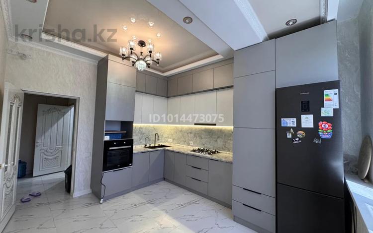 2-комнатная квартира · 68 м² · 9/9 этаж, 17-й мкр 95 за 28 млн ₸ в Актау — фото 2