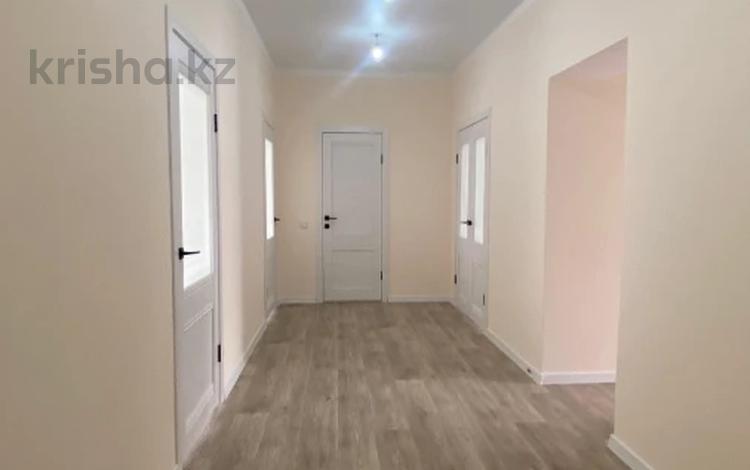 3-бөлмелі пәтер · 112.8 м² · 4/5 қабат, мкр. Алтын орда, бағасы: 36.3 млн ₸ в Актобе — фото 2