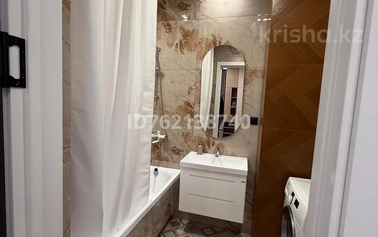 1-бөлмелі пәтер · 43 м² · 10/12 қабат, Володарского 25 — Айтеке Би, бағасы: 250 000 ₸ в Шымкенте, Аль-Фарабийский р-н — фото 2