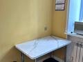 2-бөлмелі пәтер · 45 м², мкр Михайловка , Алалыкина 1, бағасы: 180 000 ₸ в Караганде, Казыбек би р-н — фото 5