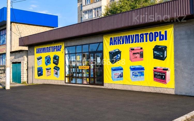 Еркін, кеңселер, дүкендер мен бутиктер, қоймалар, жқб, автосервистер мен көлік жуу, қоғамдық тамақтану орны, сұлулық салондары, ауыл шаруашылығы, монша, қонақ үй және демалыс орындары, медорталықтар мен дәріханалар, білім орталықтары, ойын-сауық · 110 м², бағасы: 40 млн ₸ в Таразе — фото 2