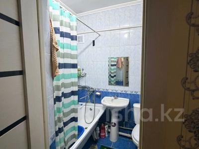 2-комнатная квартира · 50 м² · 1/3 этаж, мкр Мамыр 3 — Садовая за 200 000 ₸ в Алматы, Ауэзовский р-н