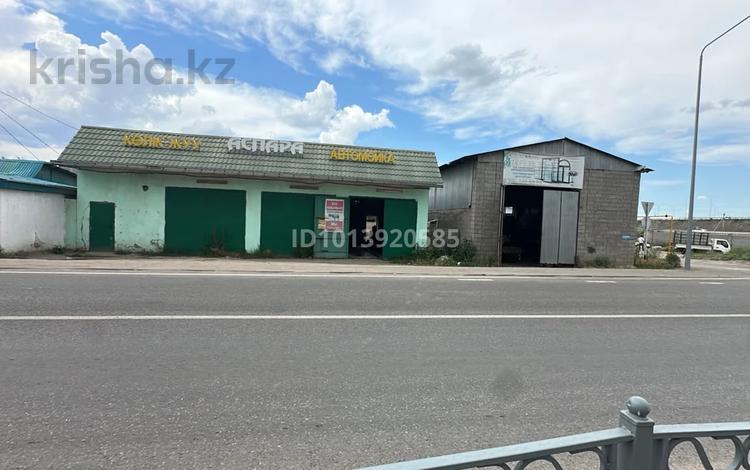 Жеке үй · 4 бөлме · 300 м² · 5 жүзд., Дулатов 2В, бағасы: 50 млн ₸ в Жибек Жолы — фото 2