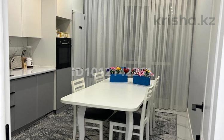 2-бөлмелі пәтер · 65 м² · 9/12 қабат, Бейбарыс Султан 23, бағасы: 36 млн ₸ в Астане, Сарыарка р-н — фото 2