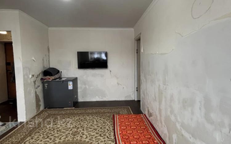 3-бөлмелі пәтер · 44 м² · 2/5 қабат, 12-й микрорайон 5, бағасы: 10.4 млн ₸ в Караганде — фото 2