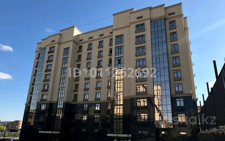 4-бөлмелі пәтер · 180 м² · 7/9 қабат, мкр Нурсая, Елорда 19а, бағасы: 63 млн ₸ в Атырау — фото 2