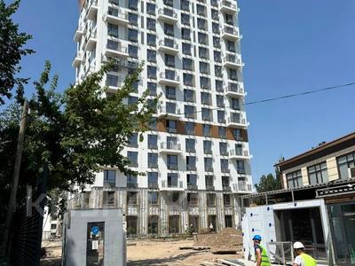 Свободное назначение, офисы, магазины и бутики, склады, общепит, салоны красоты, бани, гостиницы и зоны отдыха, медцентры и аптеки, образование, развлечения, студии · 93.3 м² за 1.5 млн ₸ в Алматы, Алмалинский р-н