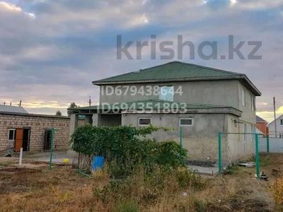 Отдельный дом · 6 комнат · 210 м² · 10 сот., Жибек жолы 147 за 38 млн ₸ в Актобе, жилой массив Заречный-3