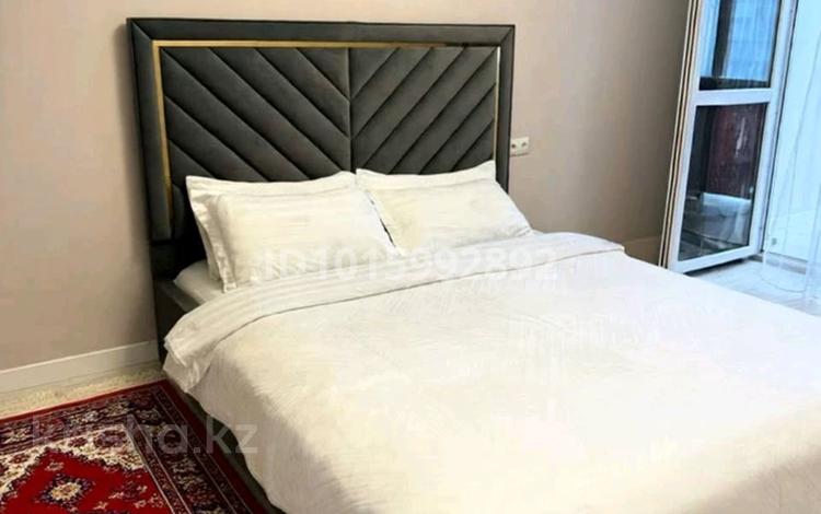 2-бөлмелі пәтер · 50 м² · 13/17 қабат, Назарбаева 34/1, бағасы: 270 000 ₸ в Алматы, Медеуский р-н — фото 2
