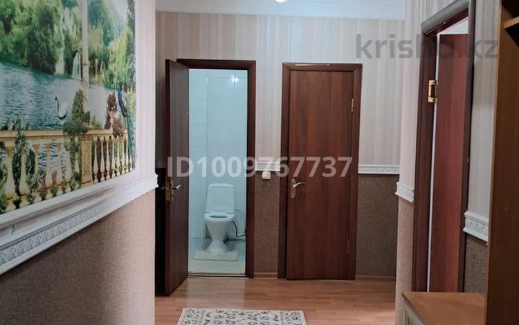 2-бөлмелі пәтер · 61 м² · 2/5 қабат, Нұрсая ш/а. 91, бағасы: 20 млн ₸ в Атырау, мкр Нурсая — фото 2
