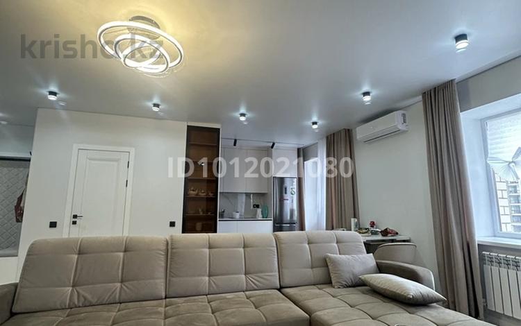 2-комнатная квартира · 67 м² · 4/10 этаж, мкр Юго-Восток, Букетова 60а — Ашимова за 300 000 ₸ в Караганде, Казыбек би р-н — фото 2