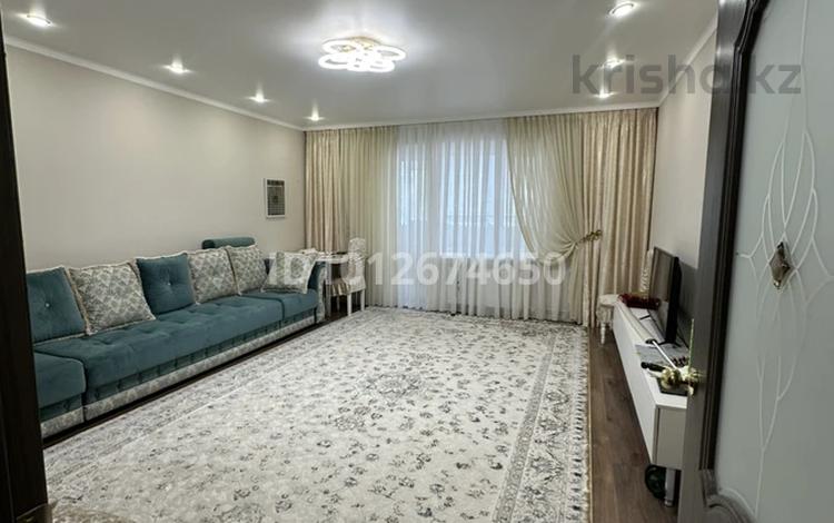 2-комнатная квартира · 85 м² · 1/9 этаж, мкр Юго-Восток, шахтеров 23 — Ориентировочно находится на пересечении строителей/шахтерова за 36 млн ₸ в Караганде, Казыбек би р-н — фото 2