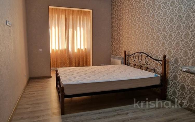 2-комнатная квартира · 84 м² · 8/10 этаж, 18-й микрорайон 78 за 33.5 млн ₸ в Шымкенте, Енбекшинский р-н — фото 2