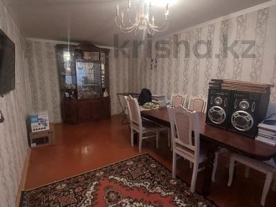 2-комнатная квартира, 43 м², 1/5 этаж, Сатбаева за 9 млн 〒 в Таразе