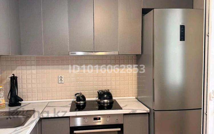 2-комнатная квартира · 59 м² · 6/12 этаж, мкр Акбулак, 1-я улица 43 — Алматы арена за 300 000 ₸ в Алатауский р-н — фото 2