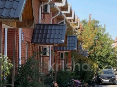 Жеке үй · 4 бөлме · 160 м² · 1 жүзд., улица Акберен 7блок1, бағасы: 69 млн ₸ в Атырау, мкр Авангард-2