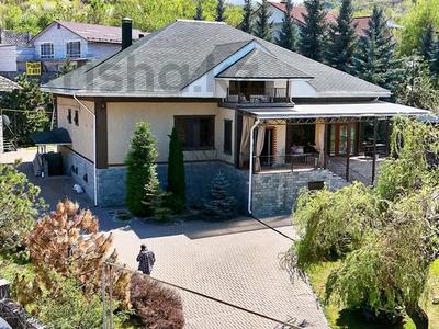 Жеке үй · 6 бөлме · 570 м², ул. Марата Оспанова 85/65, бағасы: 500 млн ₸ в Алматы, Медеуский р-н