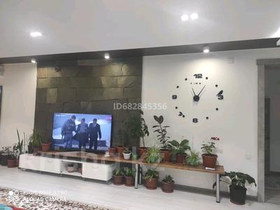 Жеке үй · 4 бөлме · 210 м² · 10 жүзд., Мкр. Асыл арык 121, бағасы: 43.9 млн ₸ в Шымкенте, Каратауский р-н