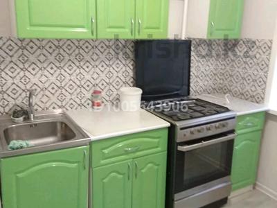 1-комнатная квартира · 30 м² · 2/5 этаж, мкр Айгуль, Тюленин — Сзади остановки Тюленина за 120 000 ₸ в Уральске