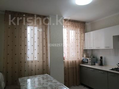 1-комнатная квартира, 39 м², 2/5 этаж, мкр Кокжиек за 21 млн 〒 в Алматы, Жетысуский р-н