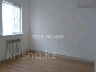 Жеке үй · 2 бөлме · 70 м² · 9 жүзд., мкр Балауса, Гафу Кайырбеков, бағасы: 16 млн ₸ в Атырау