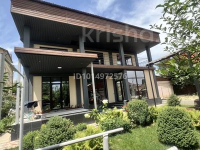 Отдельный дом · 7 комнат · 230 м² · 6.7 сот., мкр Шанырак-2 — Алатауский акимат за 139 млн ₸ в Алматы, Алатауский р-н