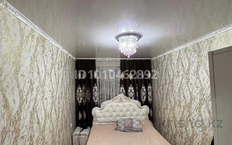 4-комнатная квартира · 62 м² · 5/5 этаж, 2микр 11 за 11 млн ₸ в Абай — фото 2